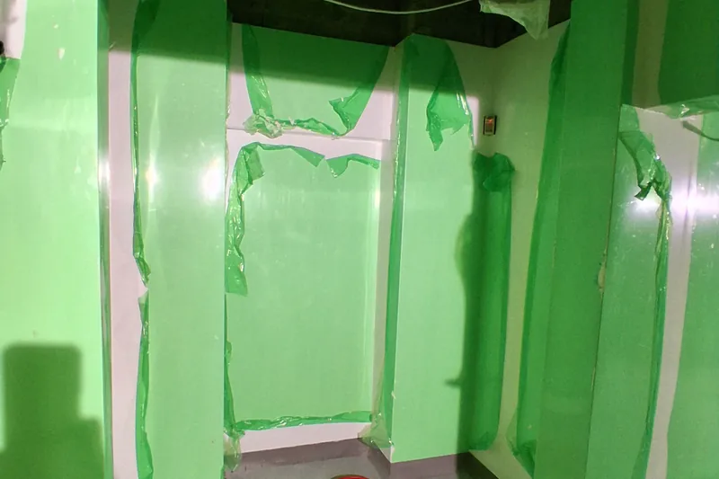 Whiterock hygienic wall panels with welded seams in a medical setting in Ireland